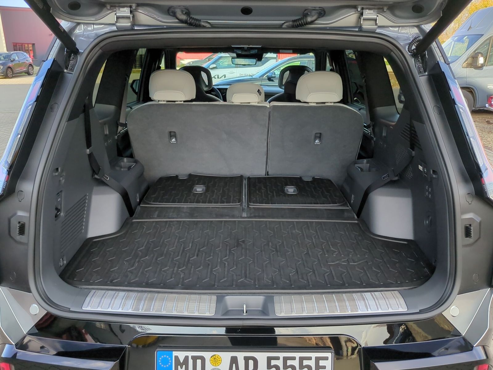 Fahrzeugabbildung Kia EV9 AWD GTL LAUNCH ED. 7S