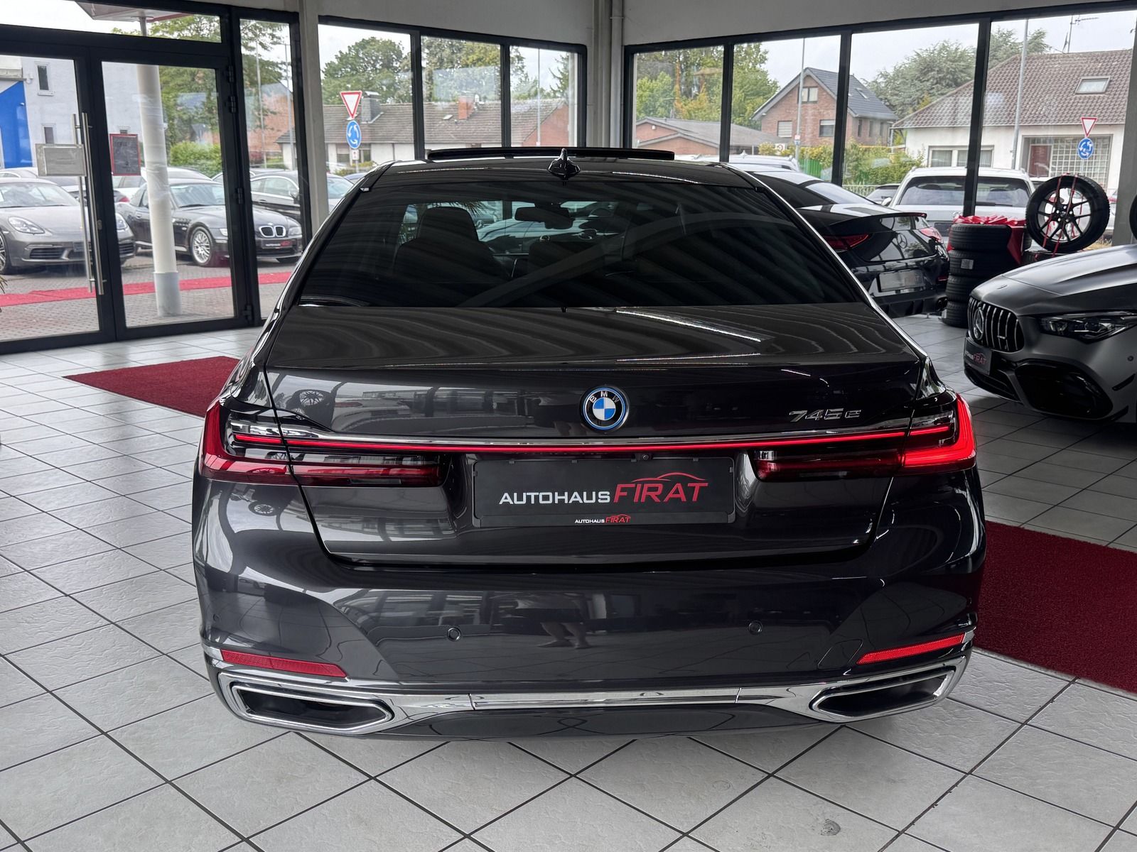 BMW 745 e Exterieurdesign Pure Excellence°Head up° foto 3