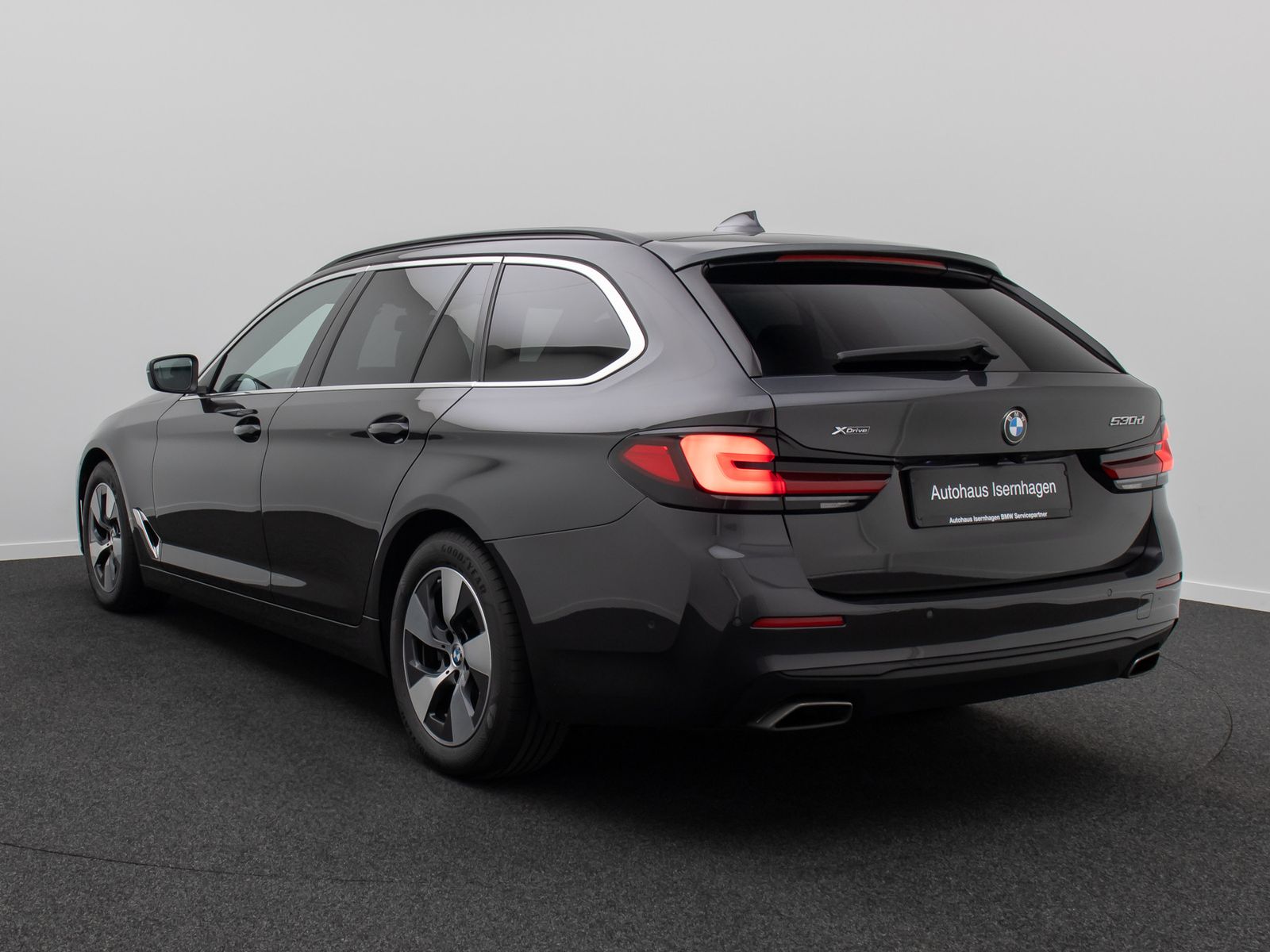 Fahrzeugabbildung BMW 530d xD ACC Alarm DAB Kamera 4xKlima Leder Sport
