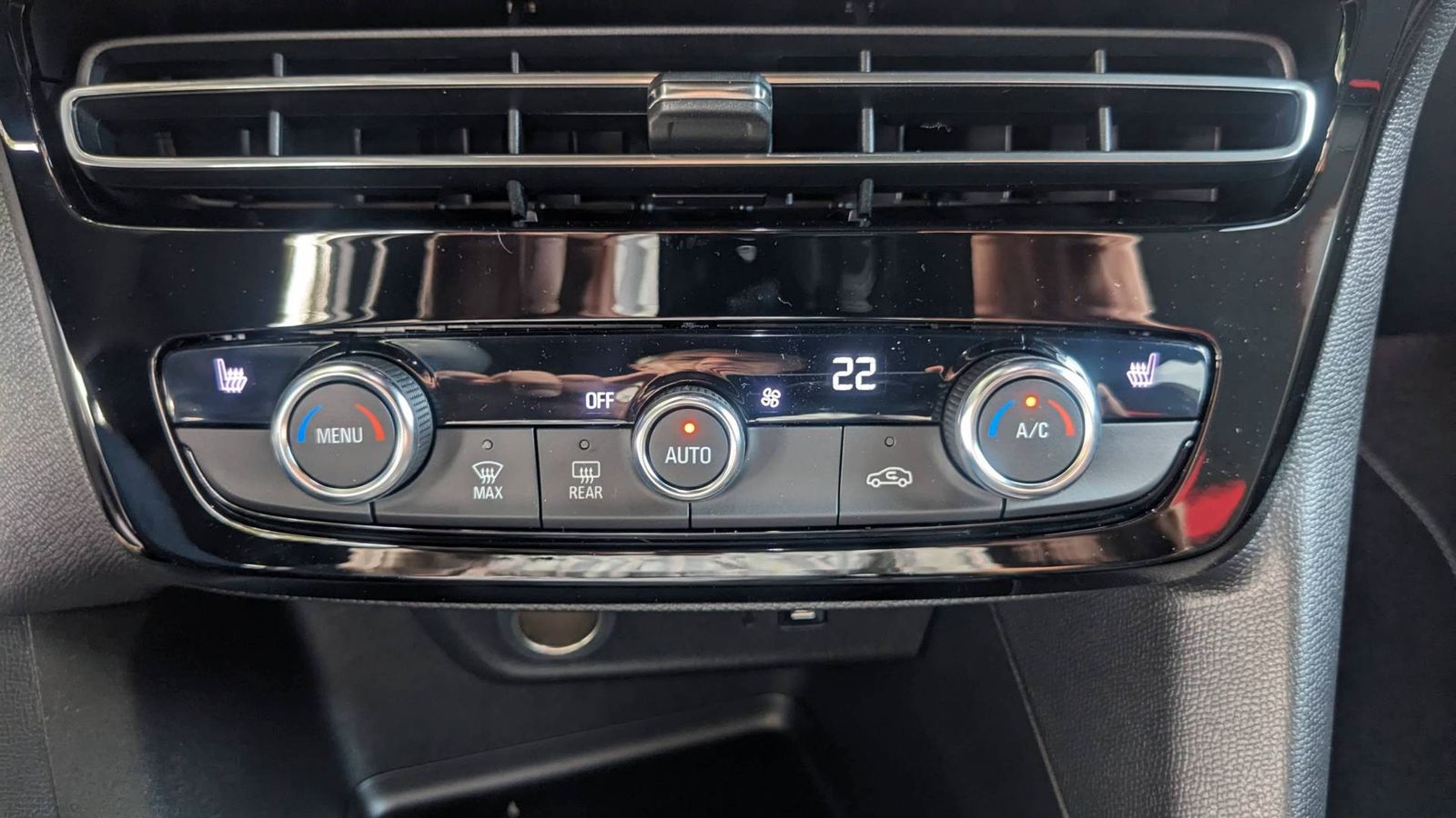 Fahrzeugabbildung Opel Mokka e GS Line
