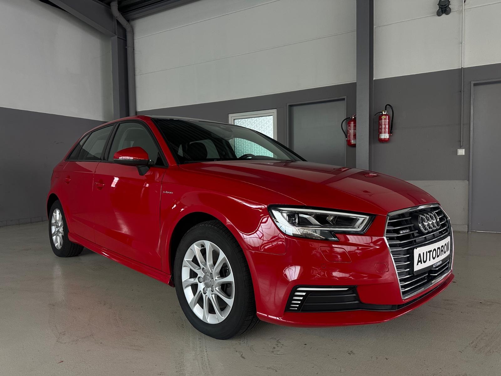 Audi A3 Sportback e-tron PlugIn/Panorama/PDC