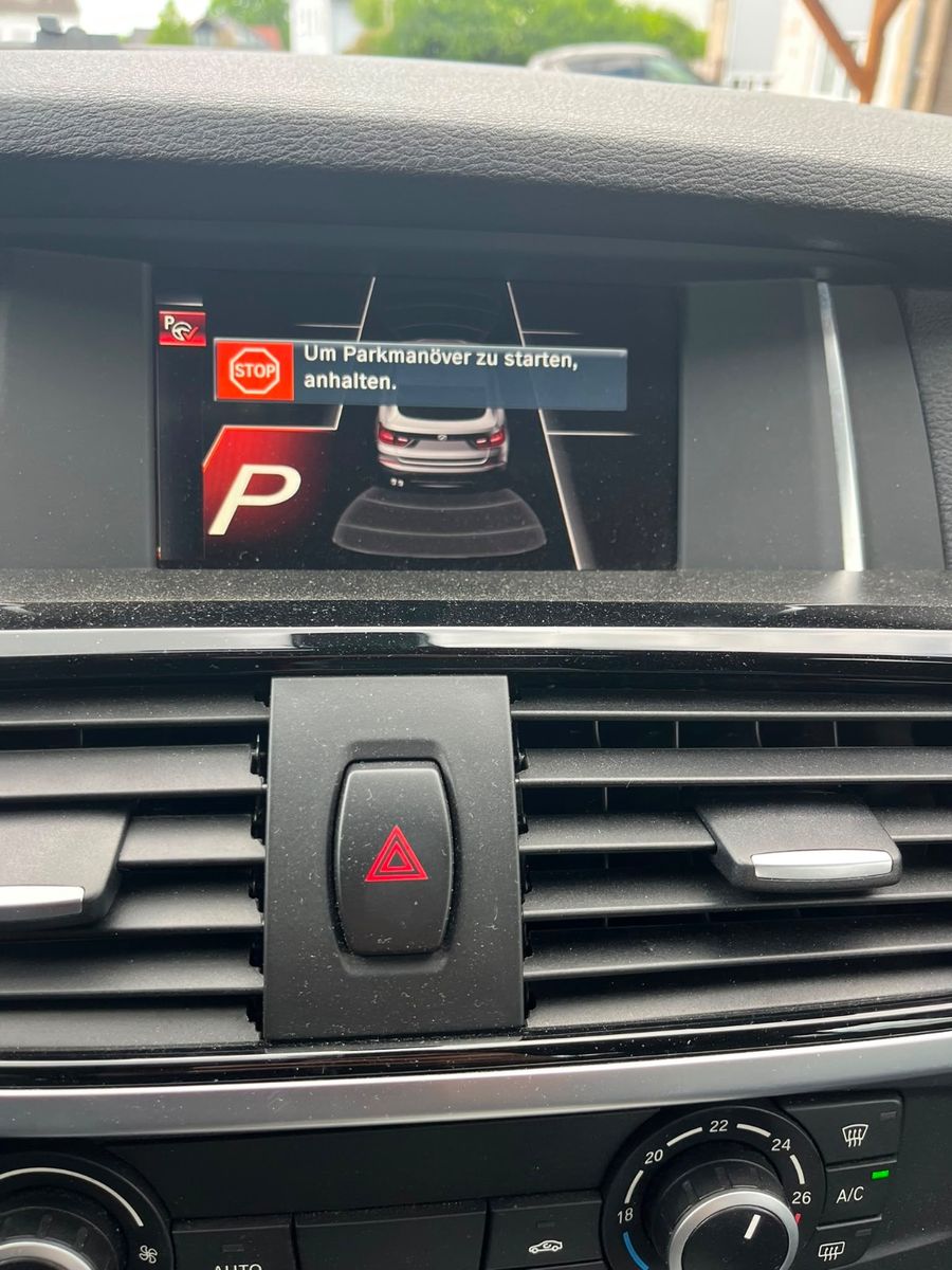 Fahrzeugabbildung BMW X4 xDrive 20 i HUD+Xenon+Schiebedach