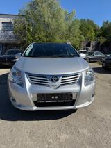 Toyota Avensis Kombi Executive*VOLL-AUSSTATTUNG*EU-5 - Toyota Avensis Executive mit Diesel-Antrieb