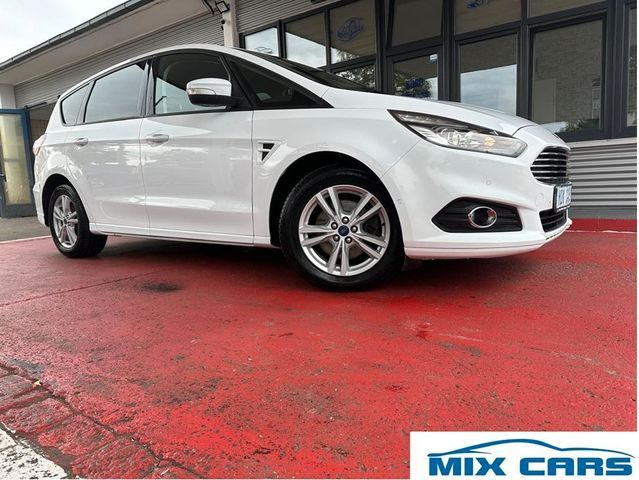 Ford S-MAX 2.0 TDCI Business AUTOM./7-SITZE/SHZ/NAVI