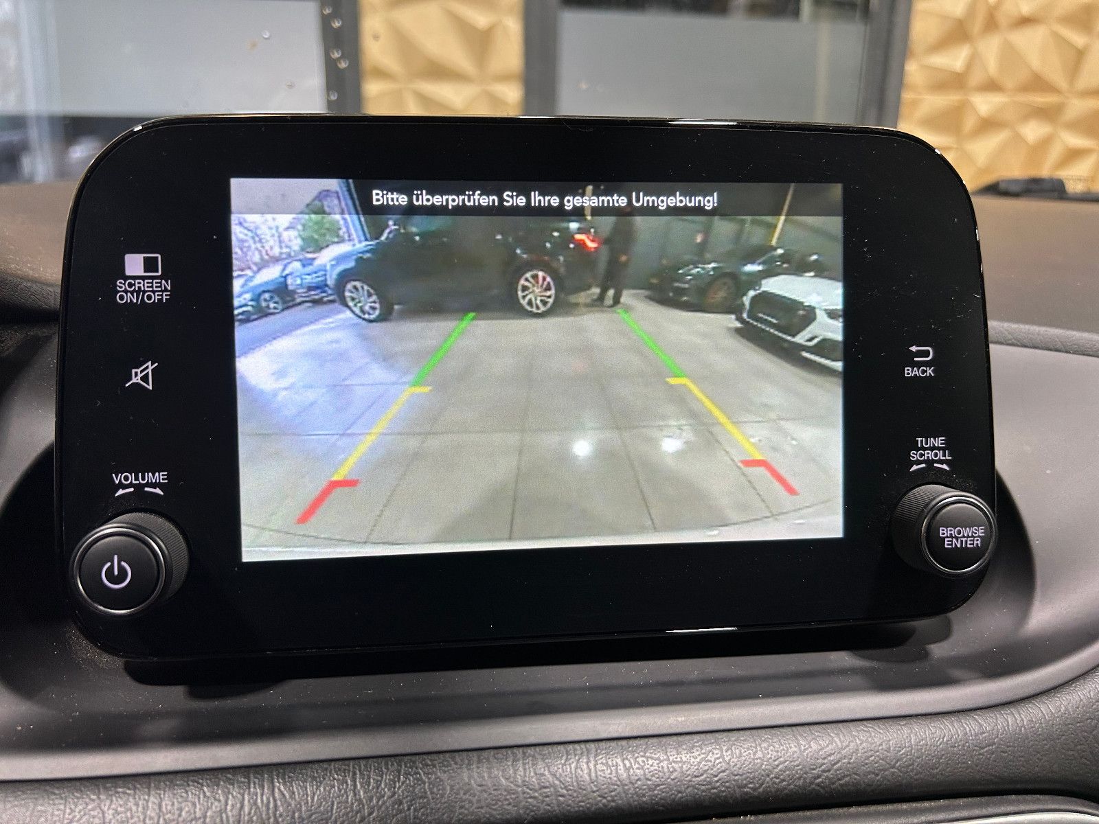 Fahrzeugabbildung Fiat Tipo City Life/ACC/SHZ/KAMERA/NAVI/SPURHALTE