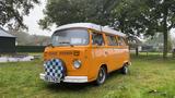 Volkswagen T2B Westfalia Helsinki (1978) - Volkswagen gelb