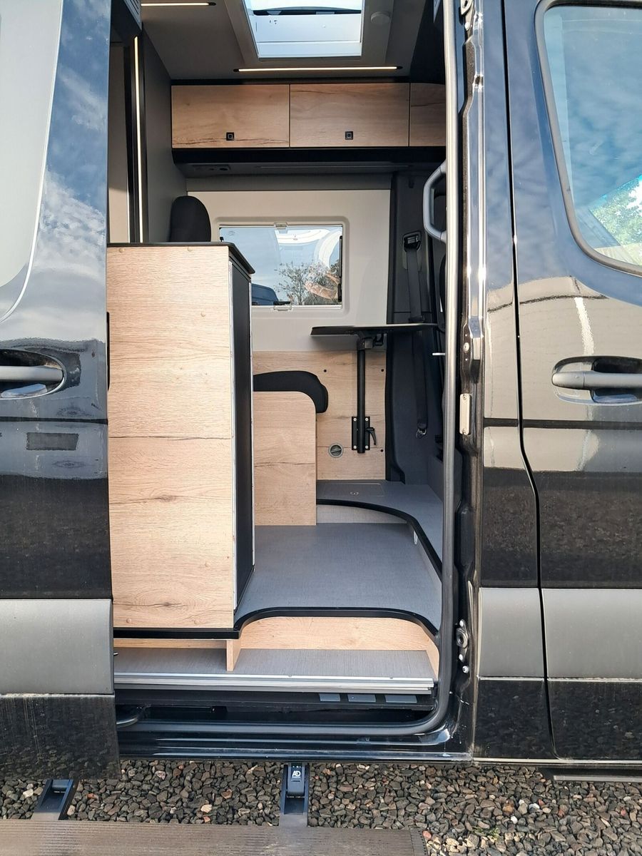 Fahrzeugabbildung Pössl Roadstar XT Mercedes Autark,Winterpaket,Markise