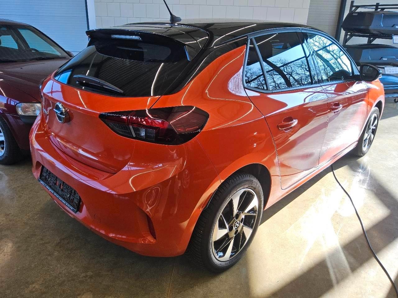 Fahrzeugabbildung Opel Corsa-e F EDITION 3-PHASIG NAVI/VIRT./SPORT/DAB+