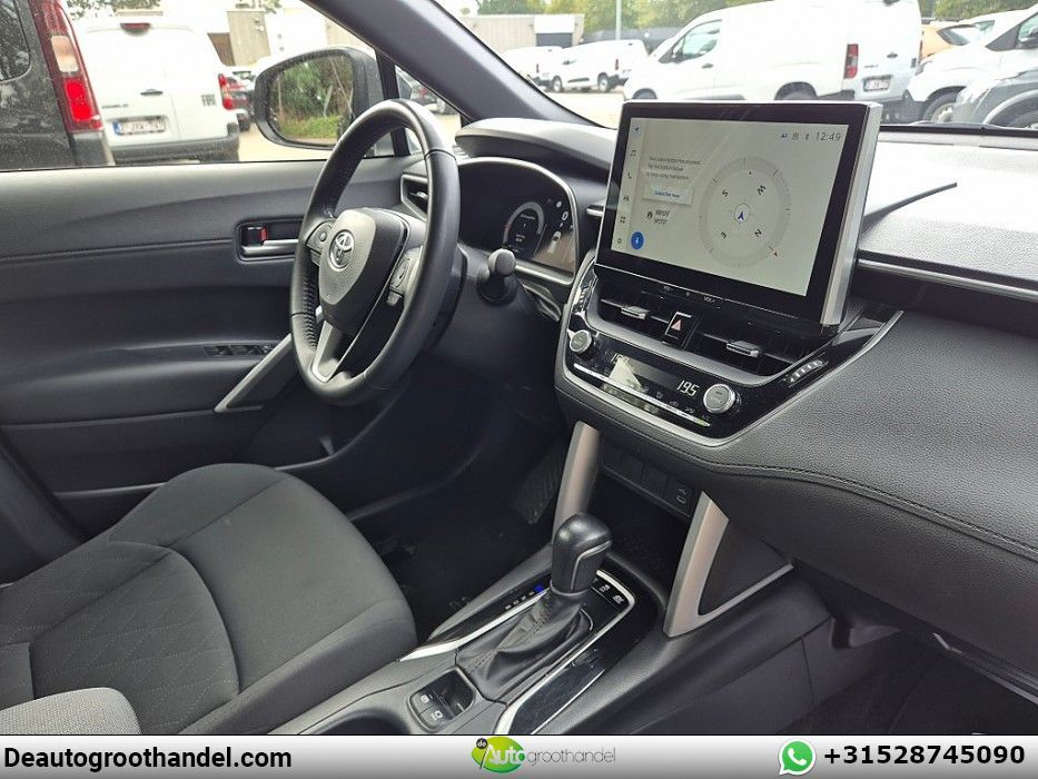Toyota Corolla Cross 1.8 Hybrid Safety Pack Dynamic imagem 3