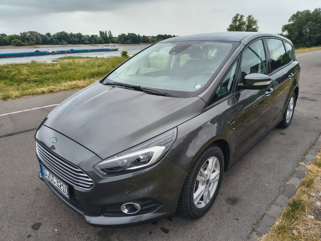 Image of Ford S-Max