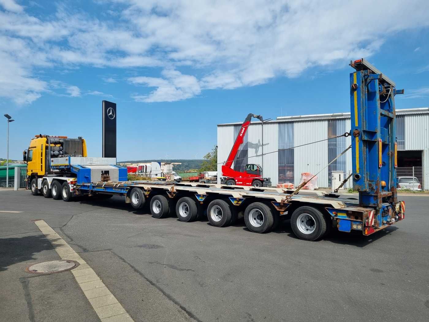 Fahrzeugabbildung Goldhofer STZ-H6-57/80A Teleskop-Tieflader Waggontransport