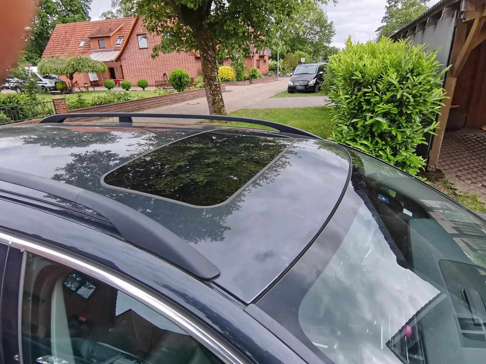 Volvo V70 2010 — photo 13