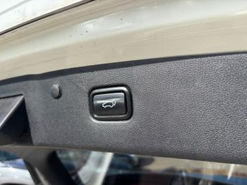 KIA Optima - 11