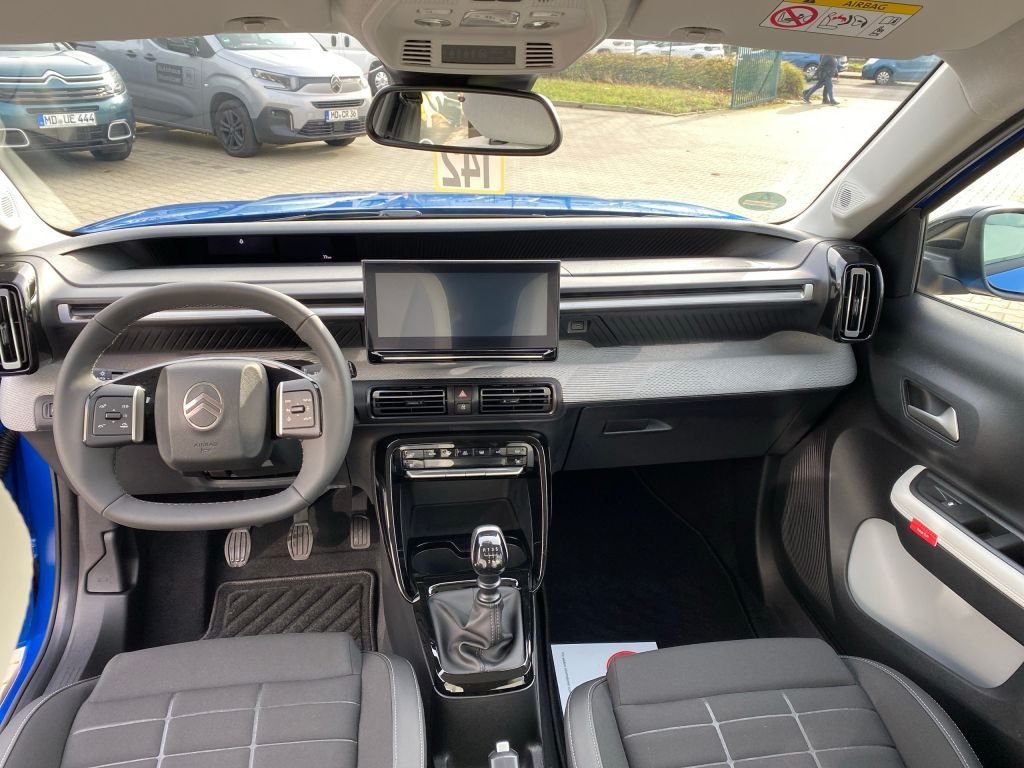 Fahrzeugabbildung Citroën C3 Turbo 100 MAX *Winter-Pak*CAM*Allwetter*Navi*