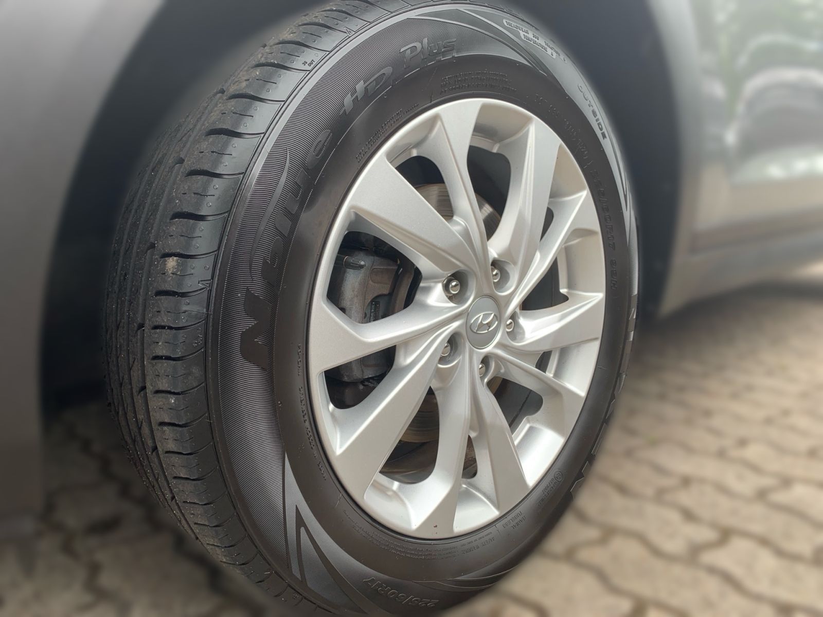 Fahrzeugabbildung Hyundai TUCSON 1.6 Trend Navi Krell