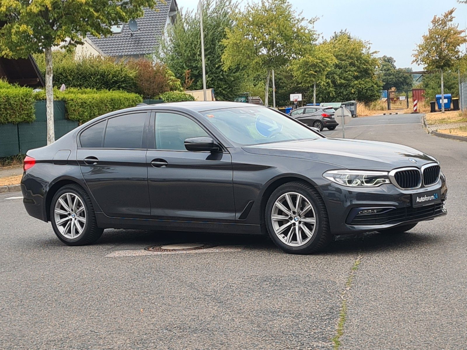 BMW Limousine 520d xDrive Sport Line Autom. Navi HUD foto 7