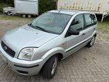 Ford Fusion Kombi 1.5 Diesel AHK Klima Alu - gebrauchte Ford Fusion aus dem Jahr 2002