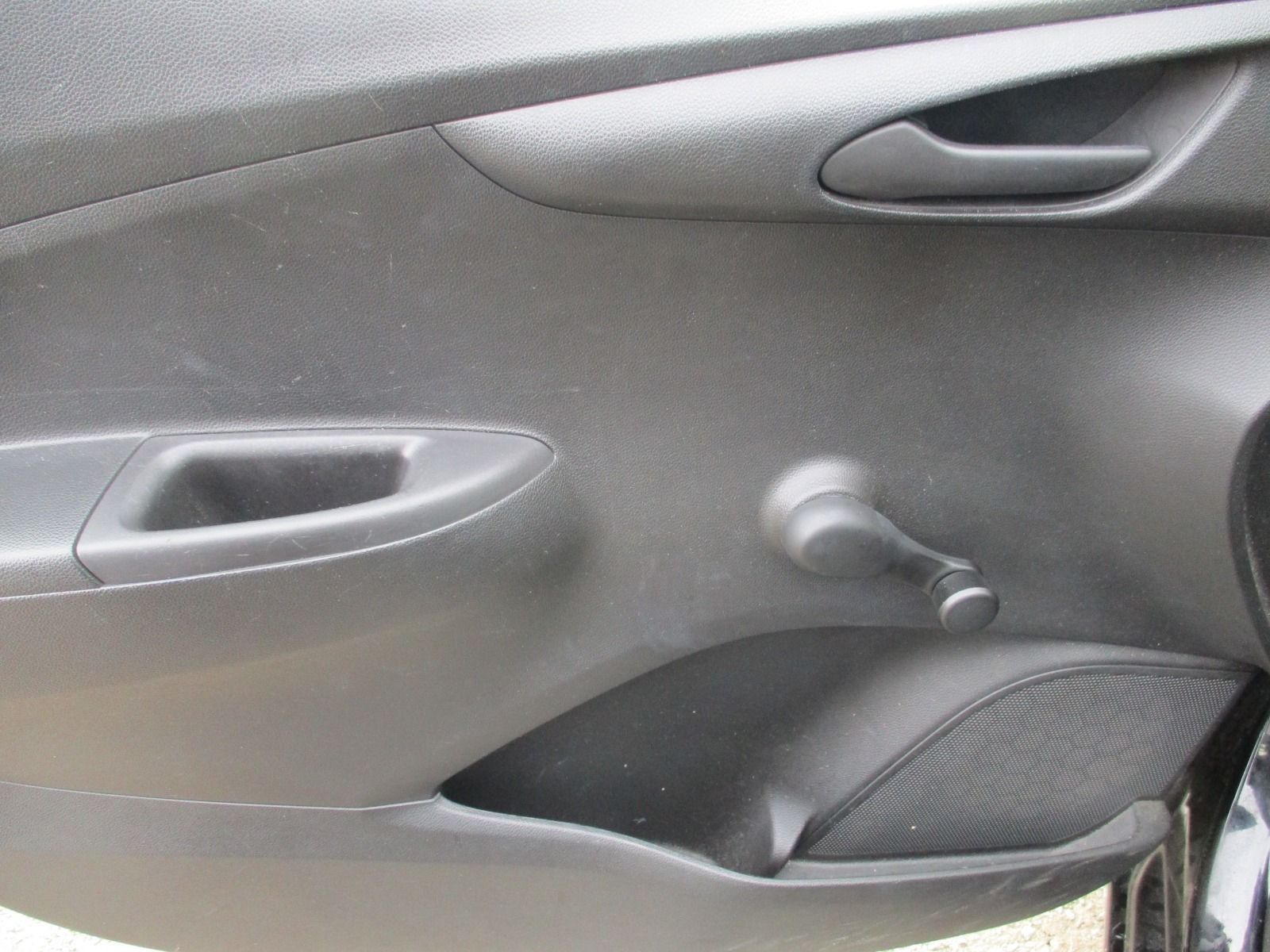 Fahrzeugabbildung Opel Karl 1,0 Selection / ALW