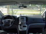 Hyundai H1 Travel Premium-8Sit/Autom/Leder - Hyundai Gebrauchtwagen von 2013