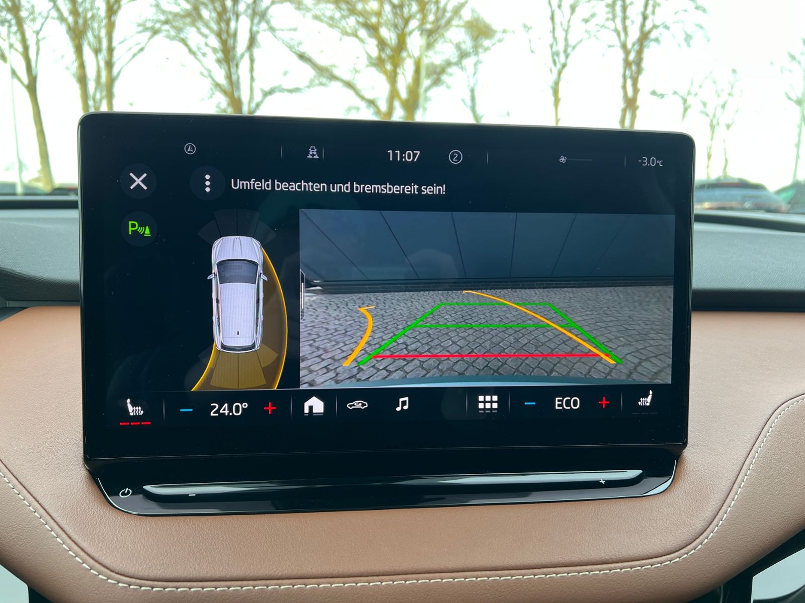 Fahrzeugabbildung SKODA Enyaq iV 80 ecoSuite *Leder, Wärmep.,Panorama, A