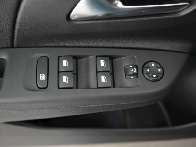 Corsa F FACELIFT GS+LED LICHT+NAVI+RÜCKFAHRKAMER