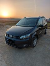 Volkswagen Touran 2.0 TDI DSG Highline BlueMotion Tech ... - Volkswagen Touran: TDI Bluemotion