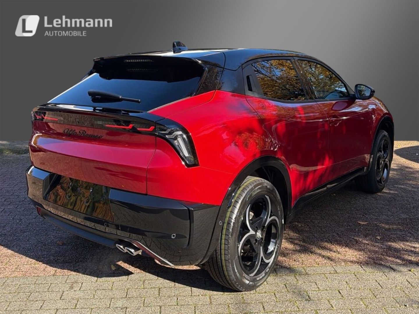 Fahrzeugabbildung Alfa Romeo Junior Ibrida 1.2 VGT 48V-Hybrid 107 kW Ti