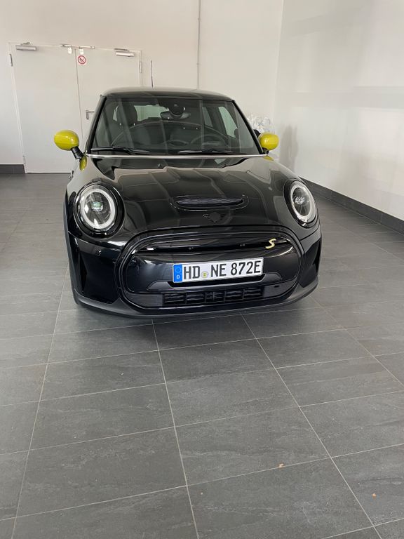Image of MINI Cooper SE