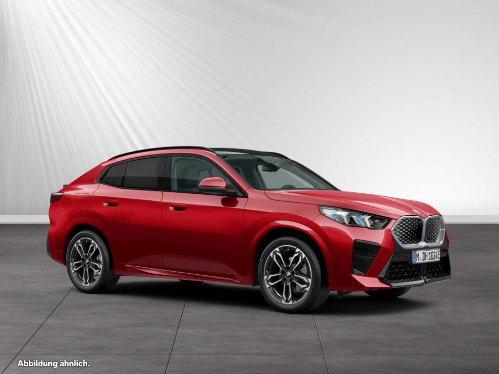 BMW iX2 - Bild 12
