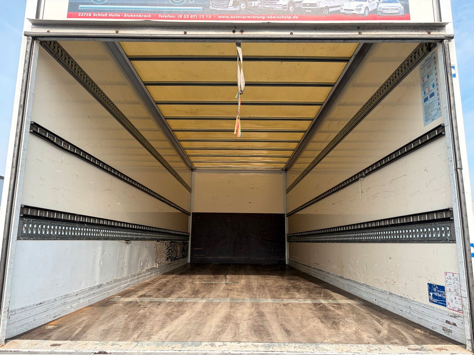 Fahrzeugabbildung Mercedes-Benz Atego 818 Koffer 7200 mm LBW Autom. Klima