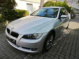 BMW 320i Coupé TÜV Neu Xenon Sport - BMW 320 aus 2007: Coupe