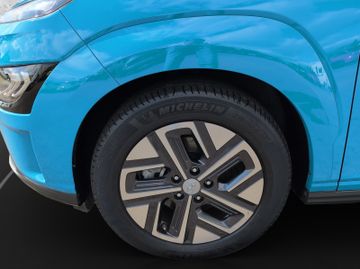 Hyundai Kona Trend Elektro +Kam.+LED+SHZ+KeyLess+Navi
