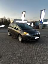 Opel Zafira C Tourer - Opel Zafira mit CNG-Antrieb: Navigationssystem