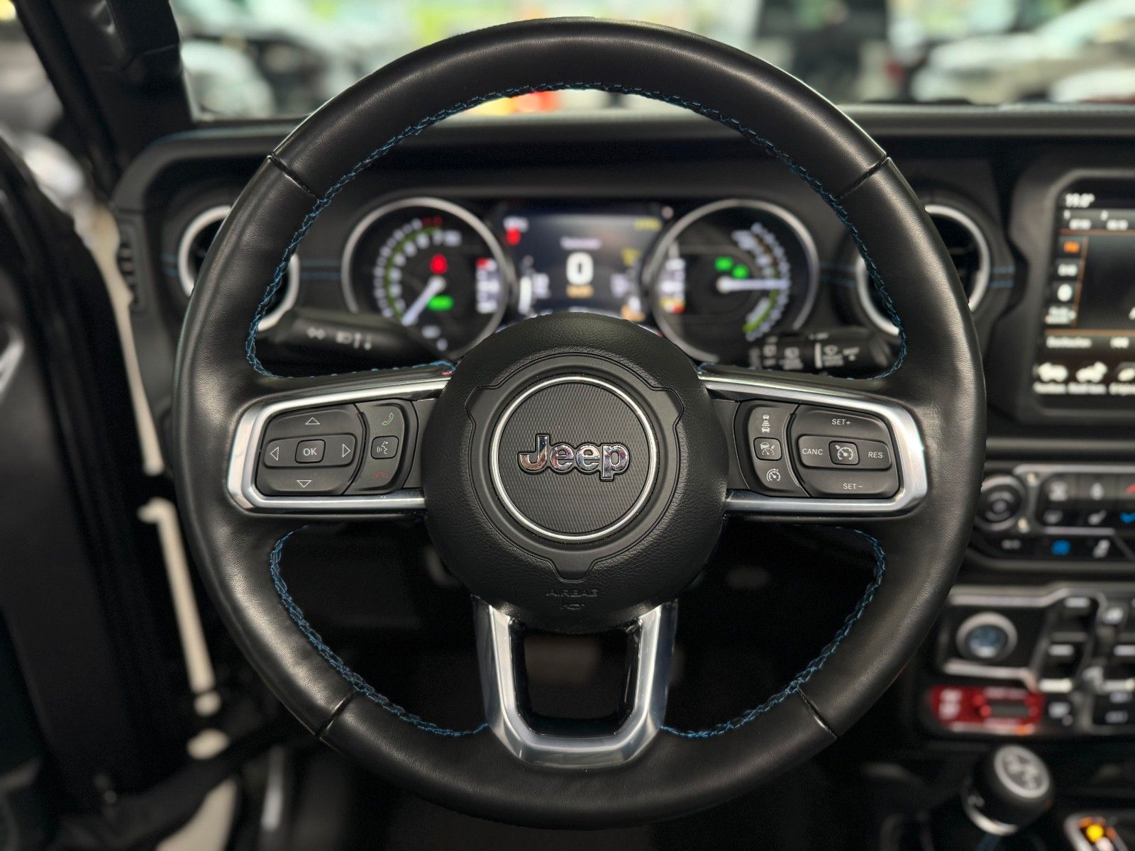 Fahrzeugabbildung Jeep Wrangler Unlimited 2.0 4xe Rubicon "DUAL-TOP"