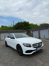 Mercedes-Benz E220d  Top gepflegt, zuverl... - Mercedes-Benz E 220 in Bonn