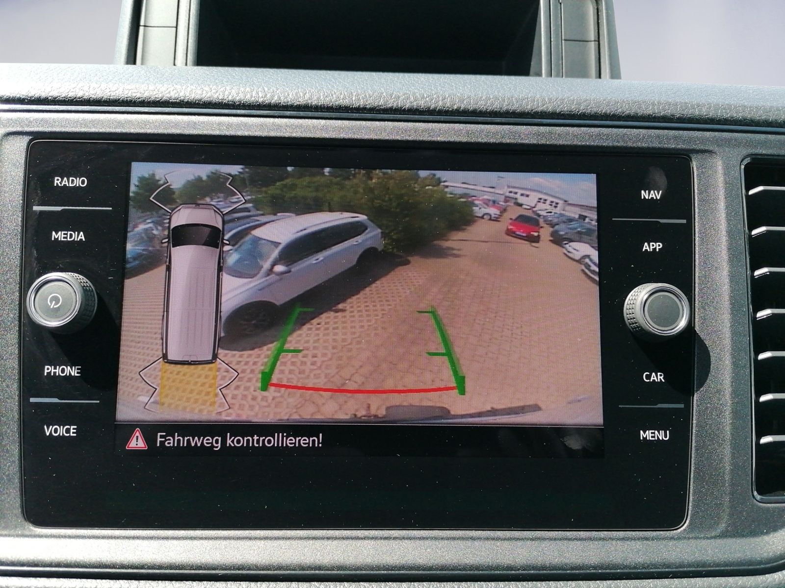 Crafter Kasten 2.0 TDI MR Hoch KAMERA+NAVI