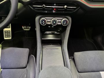 Fahrzeugbestand 24 Skoda Kodiaq 1.5 TSI Sportline AHK "sofort verfügbar"