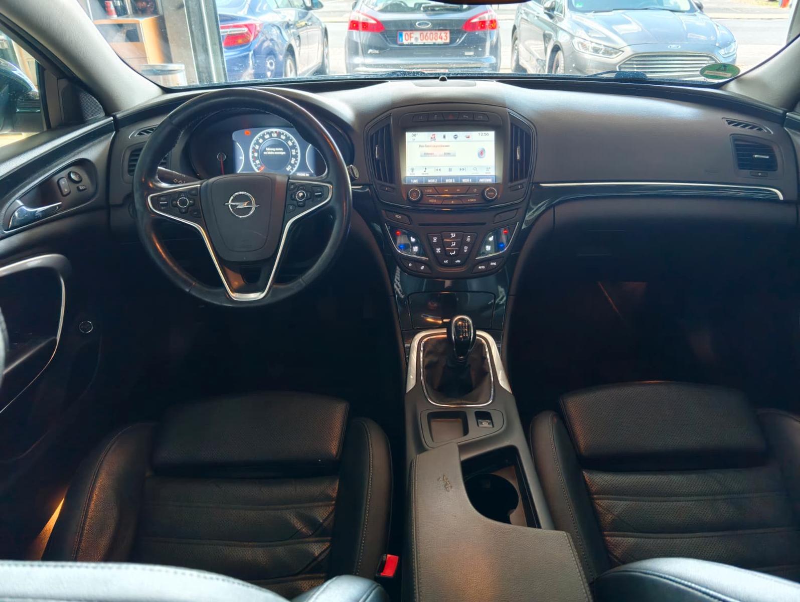 Opel Insignia A Sports Tourer ACC*Leder*Digital-Tacho
