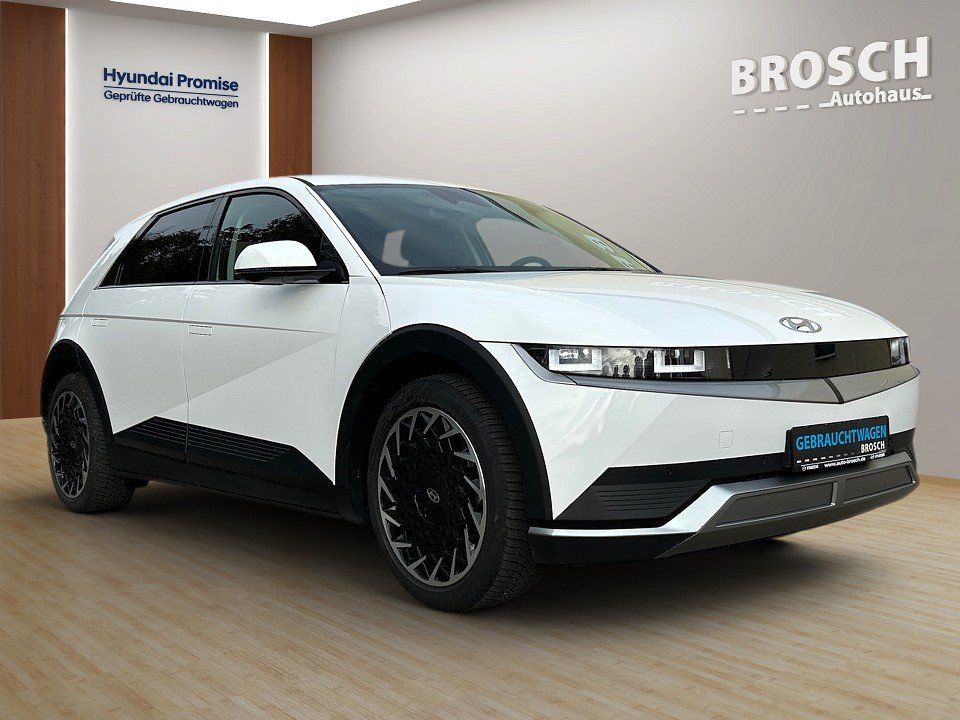 Fahrzeugabbildung Hyundai IONIQ 5 77kWh TECHNIQ ASSIST-P 20ALU 476KM-RANGE