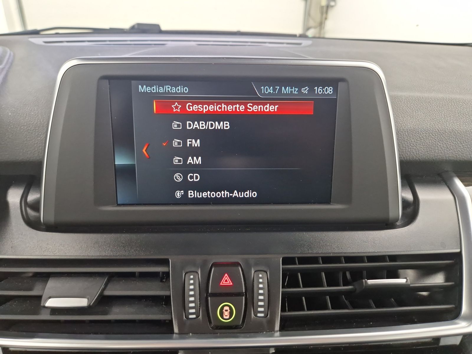 BMW 220 Active Tourer 220i Active Tourer Advantage Kamera – Bild 20
