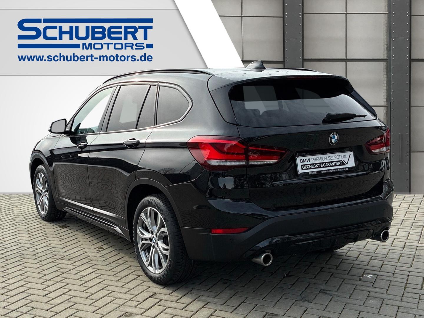 BMW X1 xDrive 20d Sport Line HUD Navi Soundsystem LE