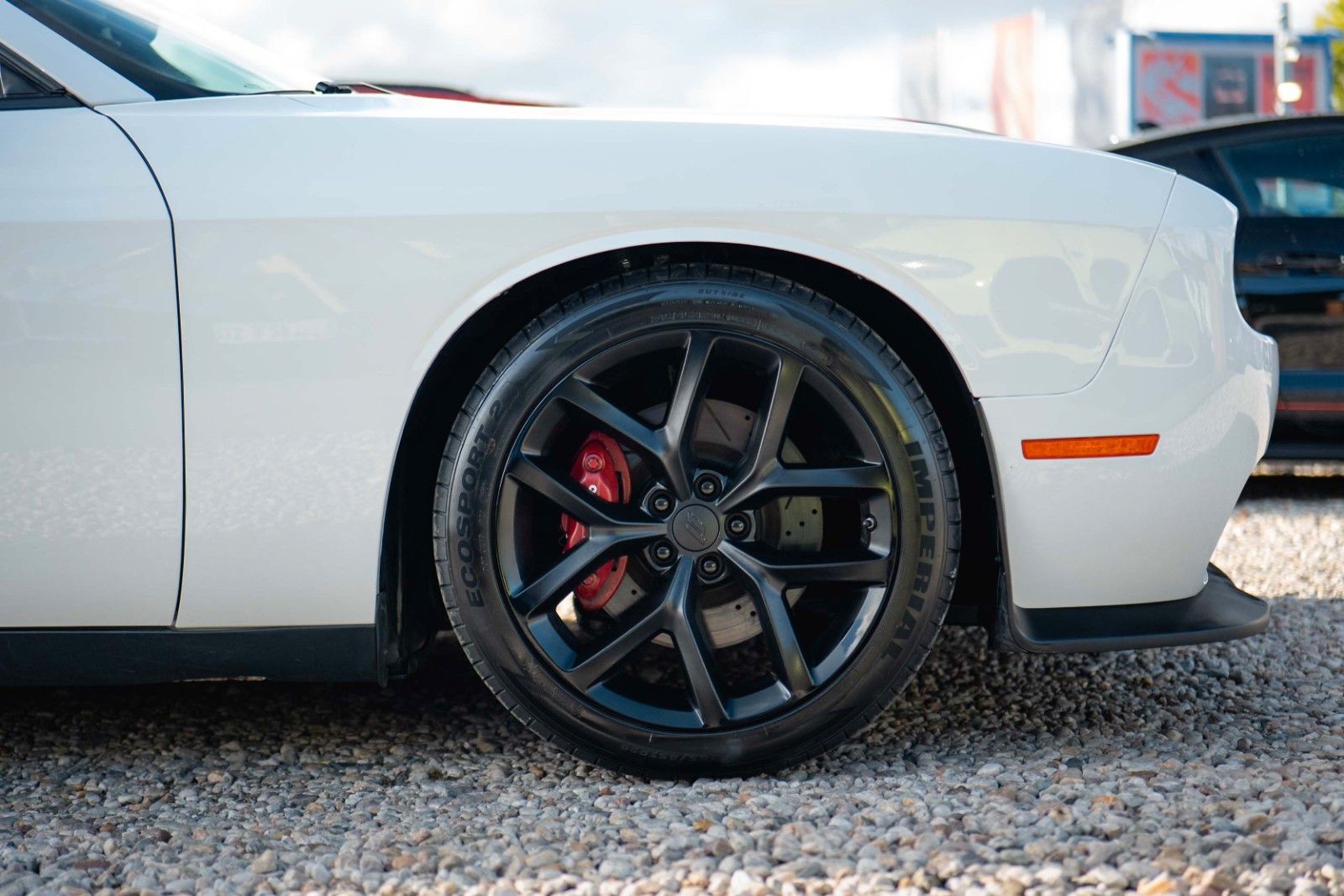 Fahrzeugabbildung Dodge Challenger 6.4 V8 SRT 392 R/T SCAT PACK LineLock