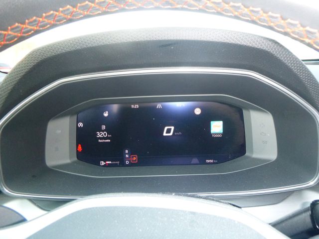 Fahrzeugabbildung Seat Leon Sportstourer 2.0 TDI >FR/Voll-LED/KAM/NAVI<