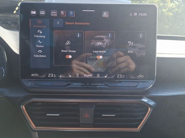 Leon KEYLESS PDC SHZ KAMERA NAVI ACC FACEL. LED