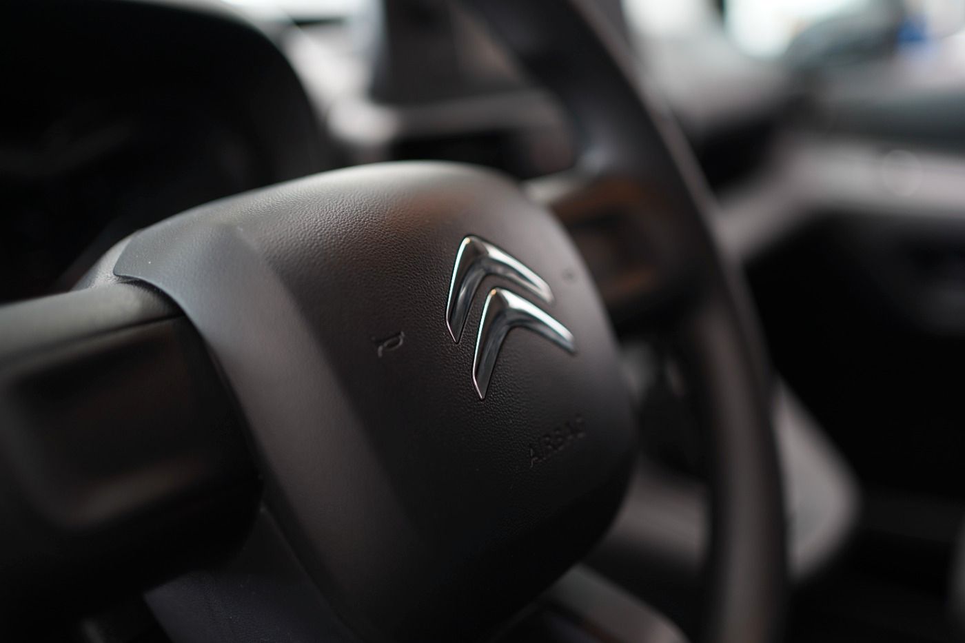 Fahrzeugabbildung Citroën Berlingo L2 BlueHDi 100 Club Klima Einparkhilfe