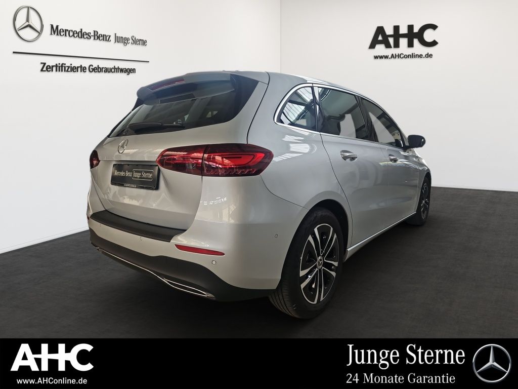 Fahrzeugabbildung Mercedes-Benz B 180 Progressive AHK Navi LED SHZ SpurH KAM DAB