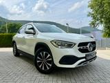 Mercedes-Benz GLA 180 d Aut.-Widescreen-Leder-Navi-ACC-Totw. - Mercedes-Benz GLA 180 aus 2022