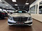 Mercedes-Benz E 200 4Matic Limousine, Exclusive, Memory - Mercedes-Benz E 200 mit Benzin-Antrieb: Luftfederung, Limousine