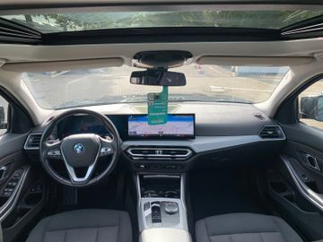 BMW 320 - 8