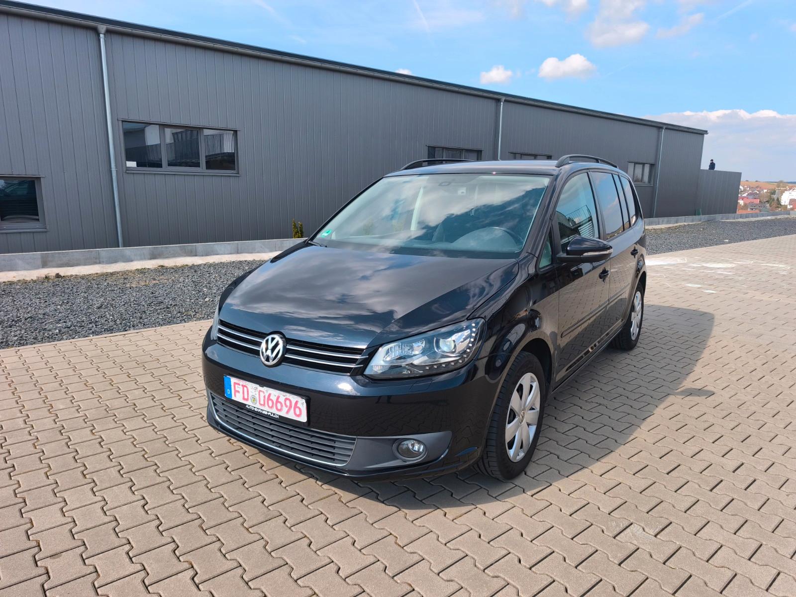 Volkswagen Touran Comf, AHK,Xenon,GRA,PDC, 1.Hd